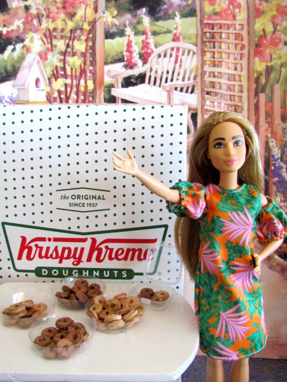 BARBIE SELLS KRISPY KREME DOUGHNUTS!  DOLL, DONUTS, TABLE, BOX SIGN - CRAFT IDEA